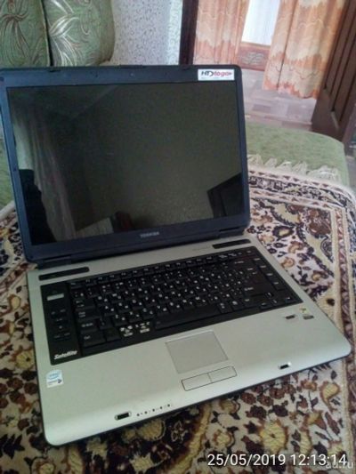 Лот: 13802052. Фото: 1. Ноутбук Toshiba psaa9e-0R201wru. Ноутбуки