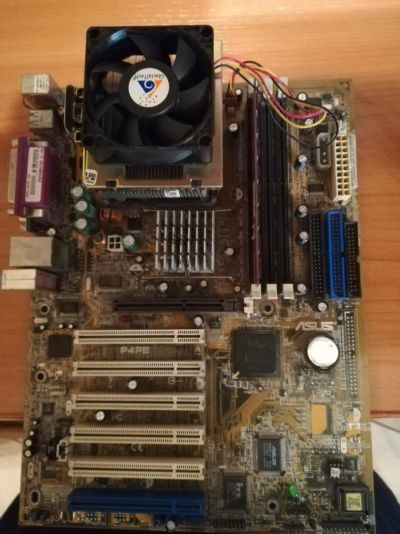Лот: 11024871. Фото: 1. Комплект Asus P4PE + 256 Мb DDR1... Комплекты запчастей