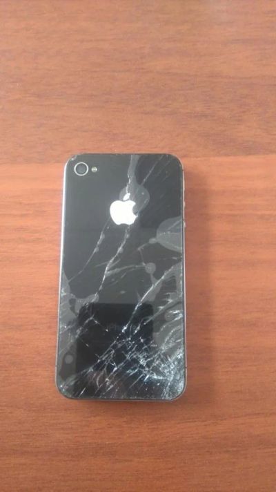 Лот: 9031873. Фото: 1. iPhone 4s 16gb. Смартфоны