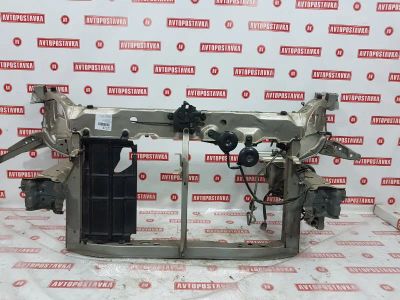 Лот: 20903219. Фото: 1. Рамка радиатора Toyota Ist NCP60... Двигатель и элементы двигателя
