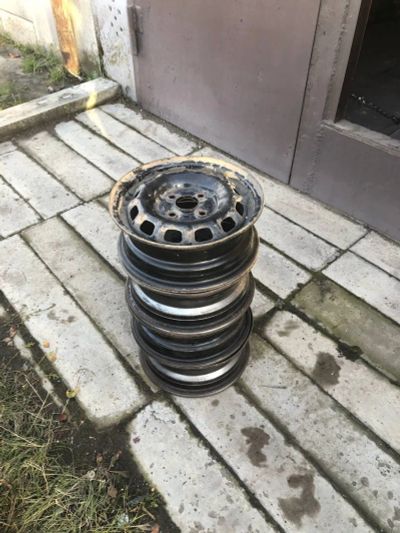Лот: 19508898. Фото: 1. Штампованные диски r13 4x100. Диски