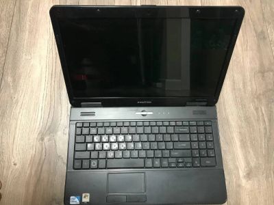 Лот: 17346048. Фото: 1. Ноутбук Acer eMachines E525 kawf0... Компьютеры в сборе