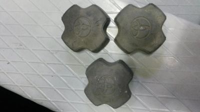 Лот: 4759550. Фото: 1. Колпак колеса Toyota. Другое (автозапчасти)