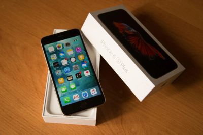 Лот: 7064137. Фото: 1. Iphone 6S plus 64gb (Space gray... Смартфоны