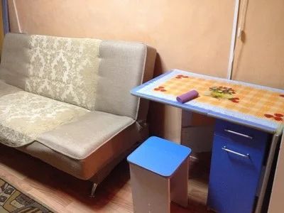 Лот: 5260662. Фото: 1. Сдам гостинку на ГорДК. Звоните... Квартиры, студии