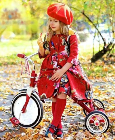 Лот: 4634563. Фото: 1. Стиль Dolce & gabbana Новое очень... Платья, сарафаны