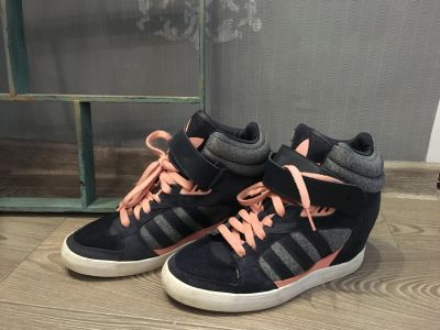 Лот: 11755125. Фото: 1. Кроссовки Adidas. Кеды, кроссовки, слипоны
