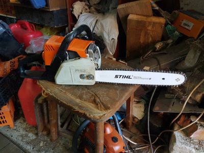 Лот: 18042945. Фото: 1. Бензопила STIHL MS 180. Бензо-, мотоинструмент