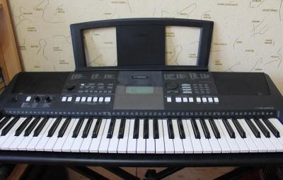 Лот: 11910163. Фото: 1. Yamaha PSR-E423 синтезатор с автоаккомпанементом. Клавишные