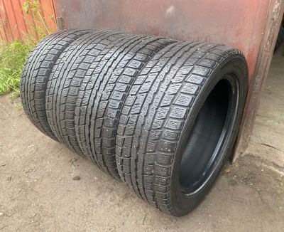 Лот: 19421933. Фото: 1. Зимние шины Dunlop 205/55 R16. Шины