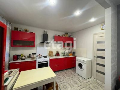Лот: 25296603. Фото: 1. 3-комн. квартира , Красноярск... Квартиры, студии