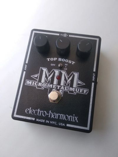 Лот: 19060047. Фото: 1. Electro-Harmonix Micro Metal Muff... Гитарные эффекты и комбоусилители