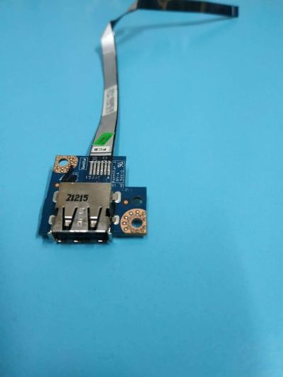 Лот: 16434260. Фото: 1. Б/У плата с разъемом USB на шлейфе... Шлейфы, кабели, переходники