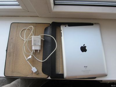 Лот: 16409739. Фото: 1. Планшет iPad 3 64 Гб 3G. Планшеты