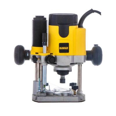 Лот: 21721657. Фото: 1. Фрезер DEWALT DW621 (13950). Электроинструмент