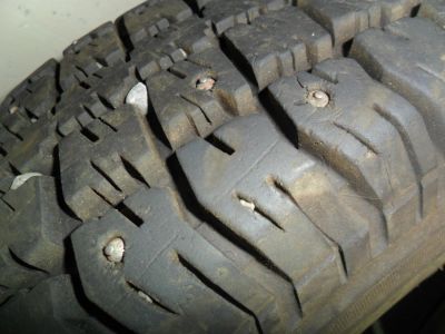 Лот: 4072955. Фото: 1. Зимние шипованые шины. Шины