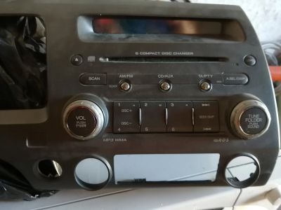 Лот: 14798160. Фото: 1. Магнитола honda civic с cd чейнджером... Автомагнитолы