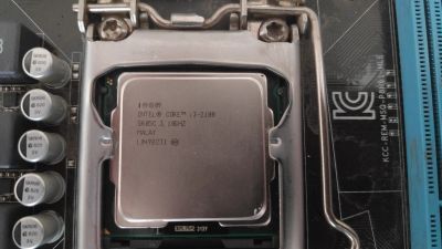 Лот: 14796728. Фото: 1. Процессор Intel® Core™ i3-2100... Процессоры