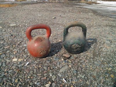 Лот: 5340158. Фото: 1. Гири 24 кг.(2шт.). Одним лотом... Гири