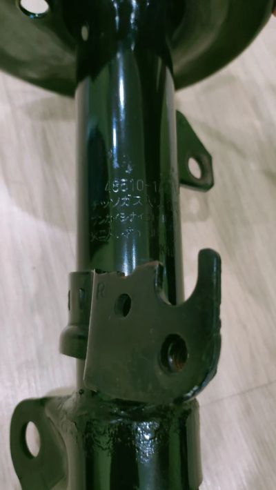 Лот: 19358803. Фото: 1. Стойка передняя 48510-1A480 Toyota... Ходовая, подвеска, рулевое управление