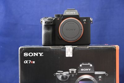 Лот: 21143788. Фото: 1. Sony A 7 R iii - Отличный. Цифровые беззеркальные со сменной оптикой