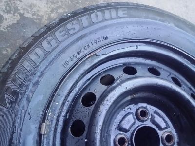 Лот: 4105868. Фото: 1. BridgeStone, 185-70 R14, комплект. Шины на дисках