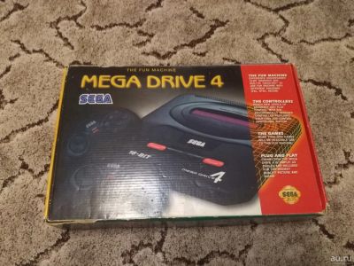 Лот: 13022328. Фото: 1. sega mega drive 4 + 2 катриджа. Консоли