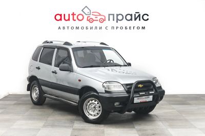 Лот: 19604541. Фото: 1. Chevrolet Niva, I 1.7 MT (80 л... Автомобили
