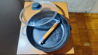 Лот: 23291496. Фото: 1. Чугунная сковорода. Сковороды и сотейники