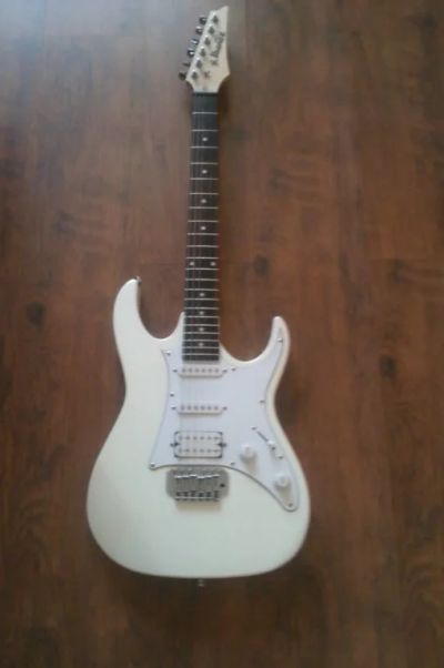 Лот: 4471819. Фото: 1. Ibanez GRX40 PEARL WHITE. Гитары