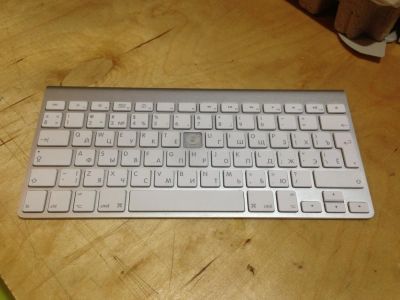Лот: 8991599. Фото: 1. Apple Wireless Keyboard Клавиатура... Клавиатуры и мыши