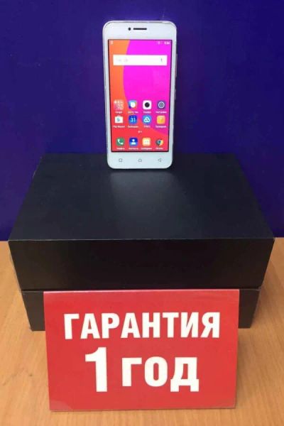 Лот: 25711436. Фото: 1. Смартфон lenovo vibe b a2016a40. Смартфоны