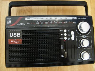 Лот: 6094609. Фото: 1. Радиоприемник РП-302 с USB. Тюнеры, радиоприёмники