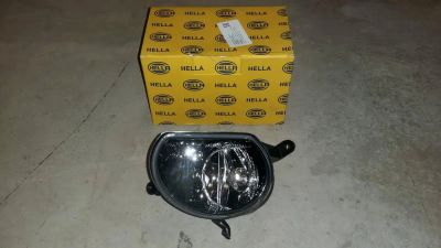 Лот: 10459857. Фото: 1. Фара противотуманная AUDI Q7 АУДИ... Оптика и освещение