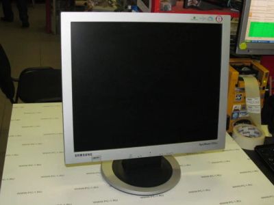 Лот: 3504322. Фото: 1. Samsung syncmaster 720 NA. ЖК-мониторы