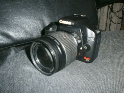 Лот: 6977900. Фото: 1. Canon EOS 500 зеркальный фотоаппарат. Цифровые зеркальные