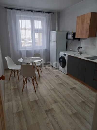 Лот: 24919039. Фото: 1. Сдам 2-комн. кв. 61 кв.м. Красноярск... Квартиры, студии