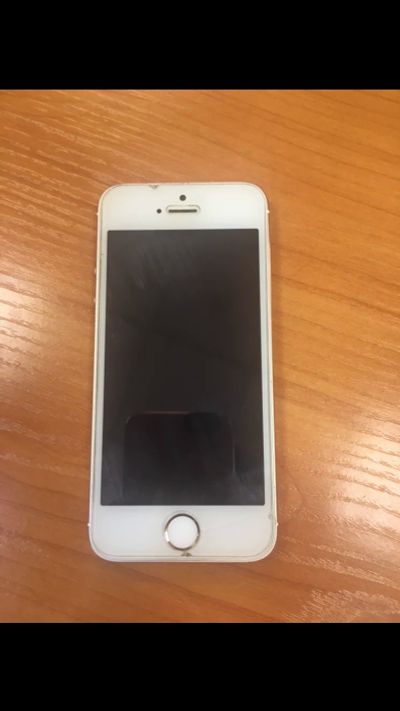 Лот: 14983003. Фото: 1. iPhone 5s. Смартфоны