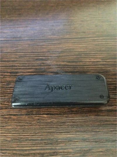 Лот: 8288068. Фото: 1. USB-накопитель Apacer AH325 64Gb... USB-флеш карты