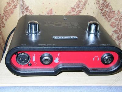 Лот: 1488443. Фото: 1. Line6 TonePort UX1 AUDIO USB INTERFACE. Другое (профессиональный звук)