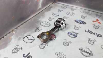 Лот: 23589222. Фото: 1. Поршень с шатуном BMW 5-Series... Двигатель и элементы двигателя