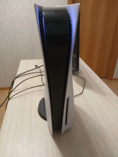 Лот: 25328051. Фото: 1. Sony playstation 5 с дисководом... Игровые приставки, консоли