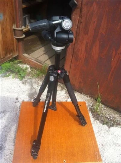 Лот: 2942335. Фото: 1. Штатив Manfrotto 190XB/804RC2. Штативы, держатели