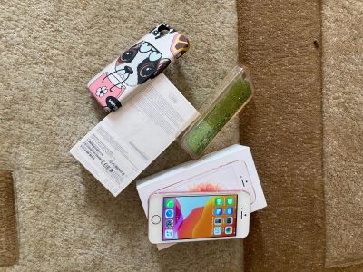 Лот: 17516570. Фото: 1. Apple, iPhone SE, 32GB, Rose Gold... Смартфоны