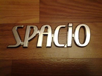 Лот: 10573381. Фото: 1. Эмблема Багажника Toyota Spacio. Кузов