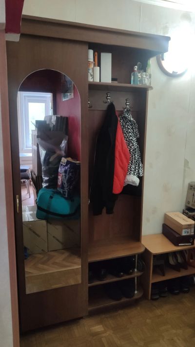 Лот: 20714681. Фото: 1. Шкаф в прихожую, с зеркалом. Прихожие, гардеробные