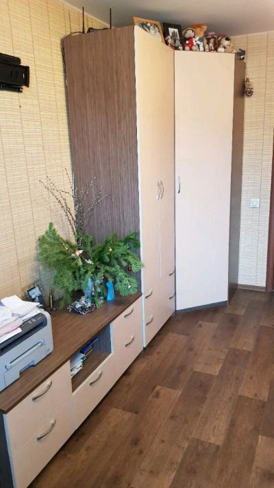 Лот: 12887280. Фото: 1. Угловой шкаф плюс пенал. Шкафы, шкафы-купе