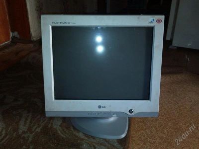 Лот: 2031826. Фото: 1. Монитор LG Flatron ez T710BH. ЭЛТ-мониторы