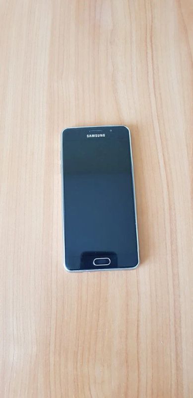 Лот: 11766659. Фото: 1. Samsung galaxy A5 (2016). Кнопочные мобильные телефоны
