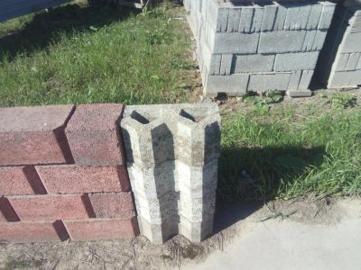 Лот: 9695387. Фото: 1. кирпич В-образный. Блоки, кирпич, брусчатка